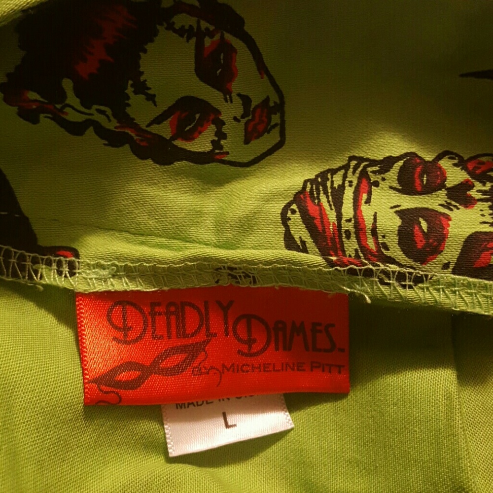PENDING 🍒 RARE Kinky Box Skirt in Monster Print L - Picture 3 of 3